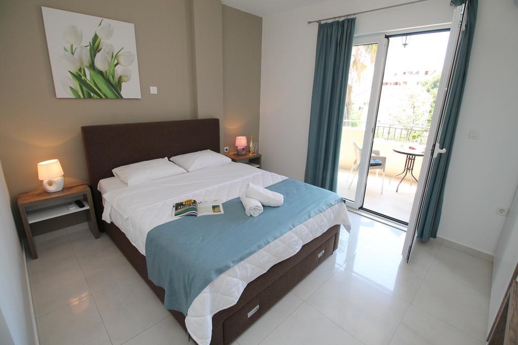 Le Marc Guest House Budva Eksteriør billede