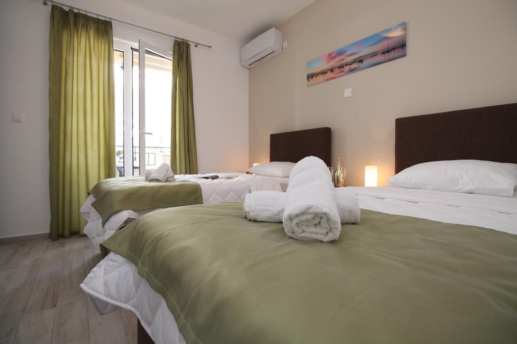 Le Marc Guest House Budva Eksteriør billede